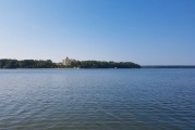С водохранилища